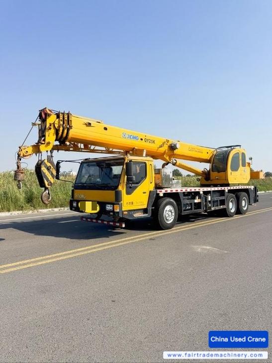 Buy XCMG QY20G Used Crane / 1